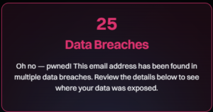 Tela de alerta indicando que o e-mail e senha vazaram em brechas de segurança.