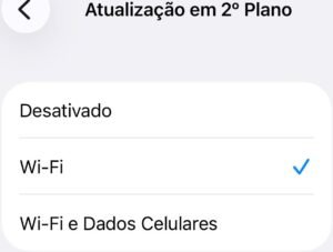 Detalhe da lista de apps mostrando a linha "Atividade em 2º Plano" em algum aplicativo.